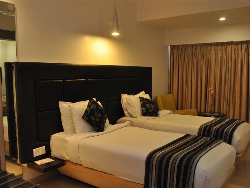 The Oriental Residency Hotel Mumbai  Buitenkant foto