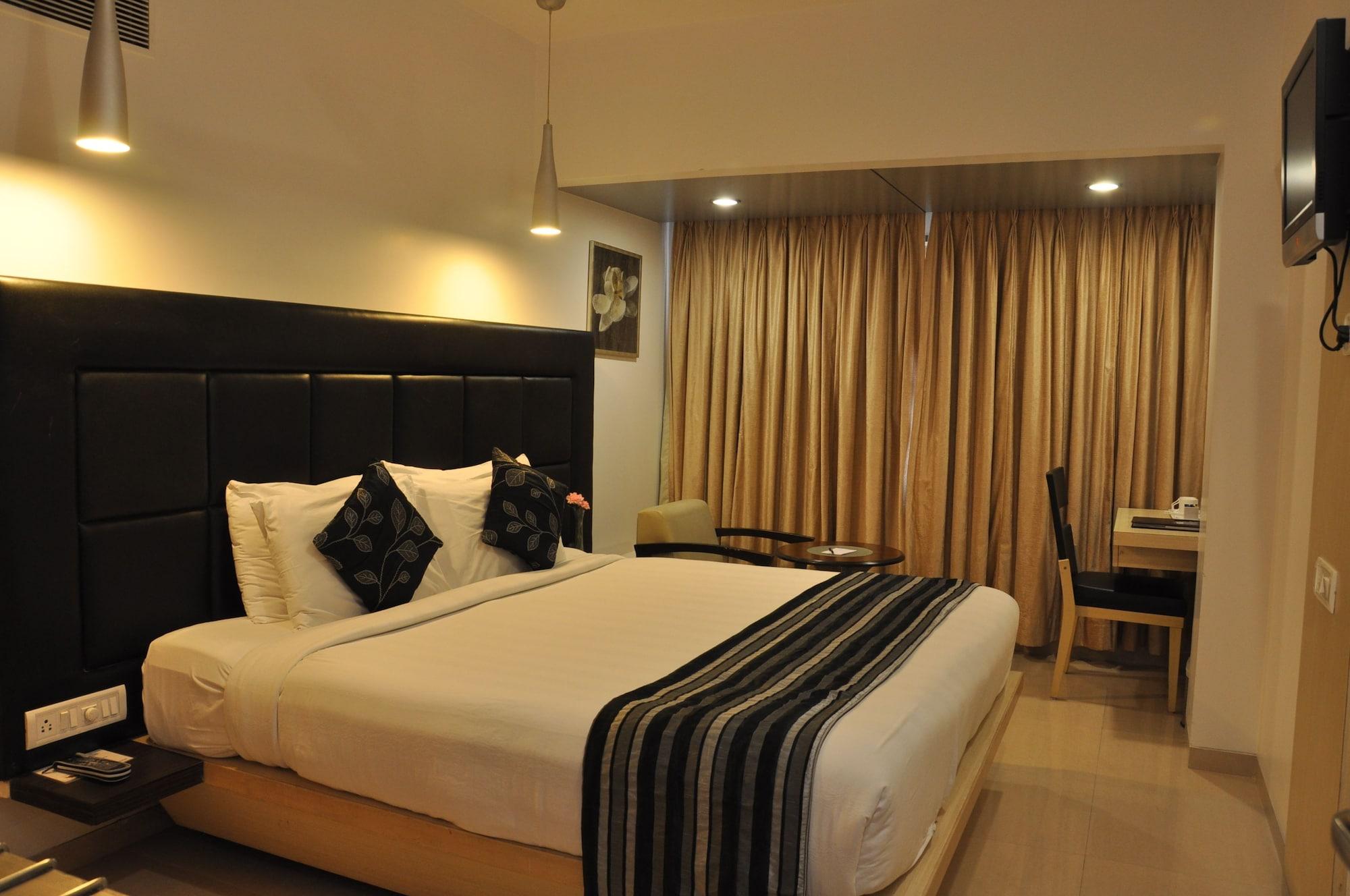 The Oriental Residency Hotel Mumbai  Buitenkant foto