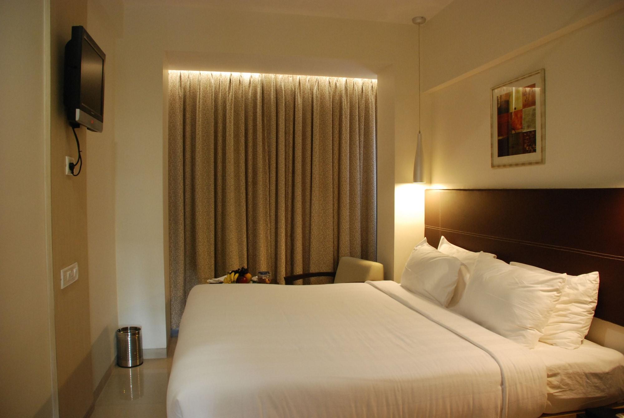 The Oriental Residency Hotel Mumbai  Buitenkant foto