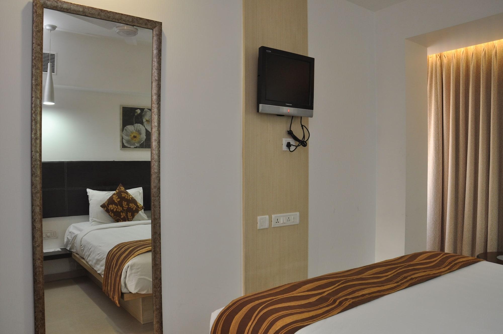 The Oriental Residency Hotel Mumbai  Buitenkant foto