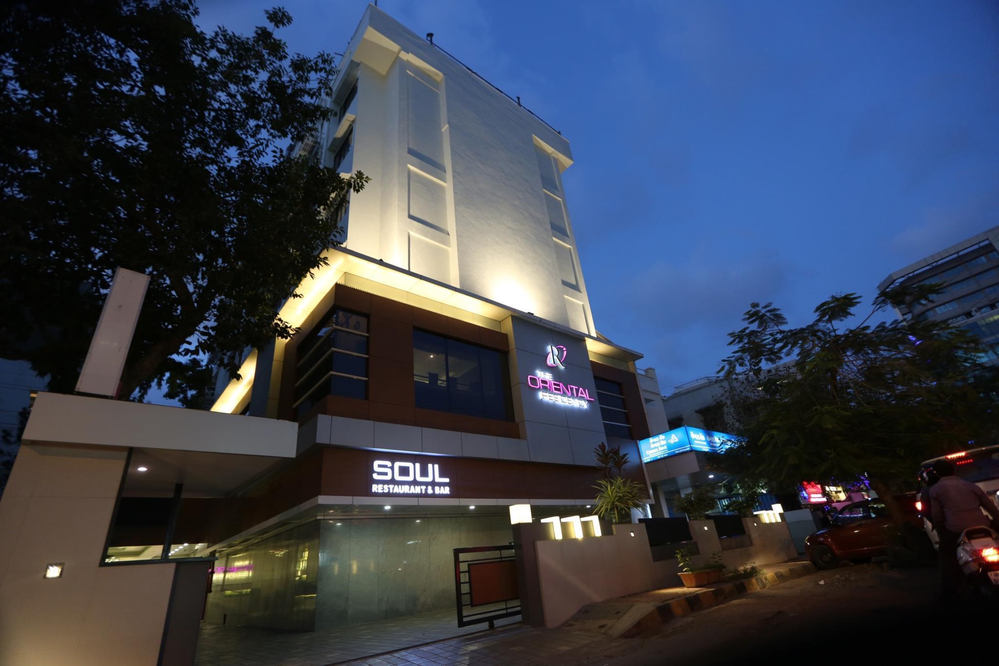 The Oriental Residency Hotel Mumbai  Buitenkant foto